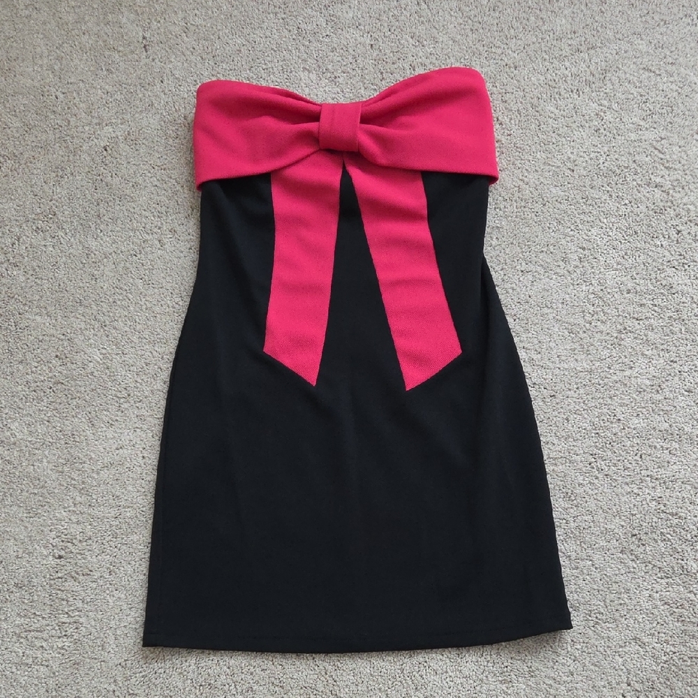 Joy Joy Strapless Dress with Pink Bow